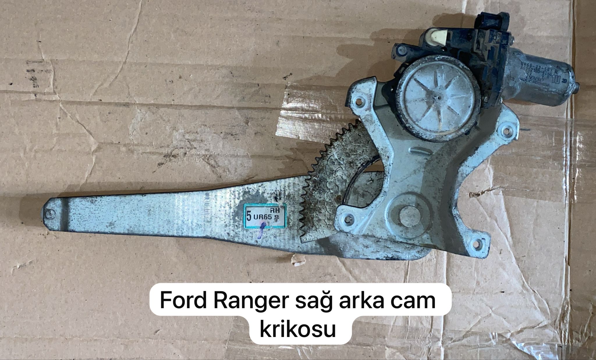 FORD RANGER SAĞ ARKA CAM KRİKOSU -X14042025-321