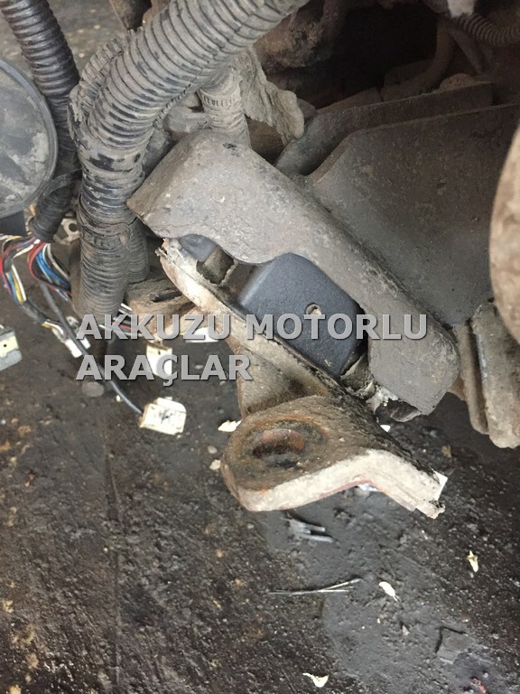 ISUZU DMAX EURO5 ÇIKMA MOTOR KULAĞI -X14042025-961