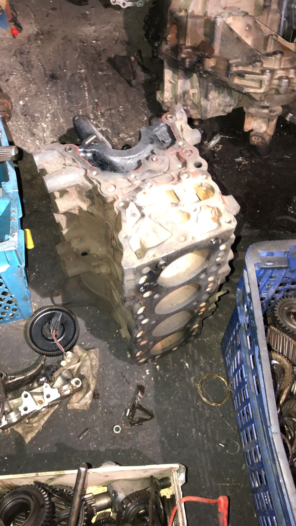 TOYOTA HİLUX 2L ÇIKMA ORJİNAL BLOK -X14042025-1269