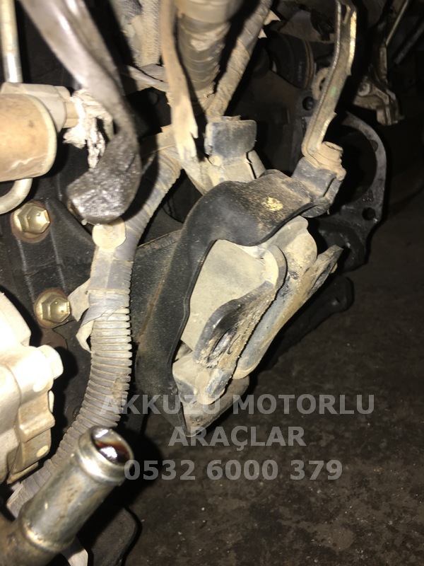 TOYOTA HİLUX ÇIKMA ORJİNAL MOTOR KULAĞI -X14042025-1292