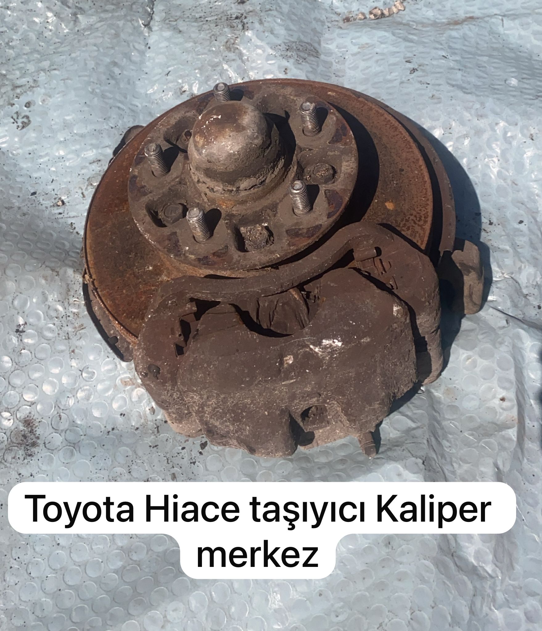 TOYOTA HİACE TAŞIYICI KALİPER MERKEZ -X14042025-1339