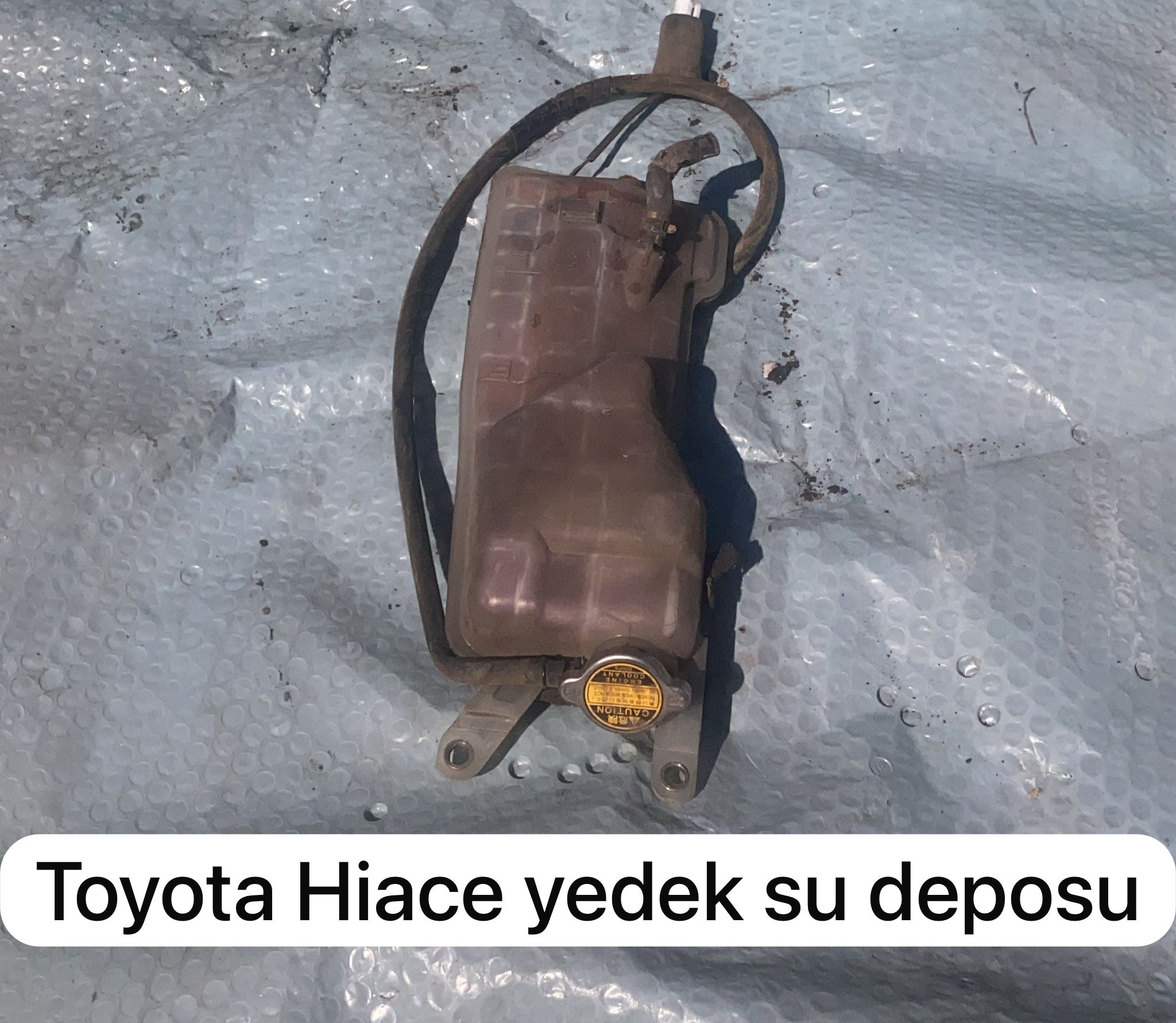 TOYOTA HİACE YEDEK SU DEPOSU -X14042025-1338