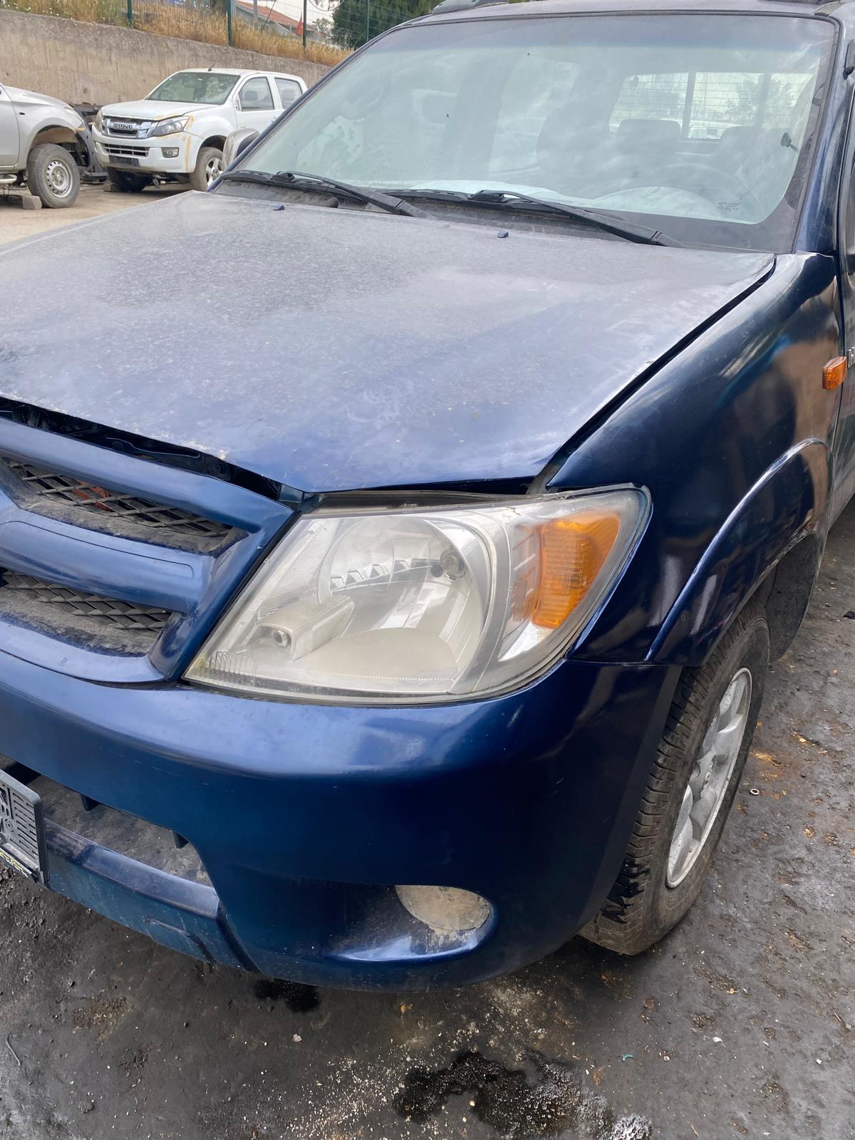 TOYOTA HİLUX 2006-2011 SOL ÖN FAR -X14042025-1929