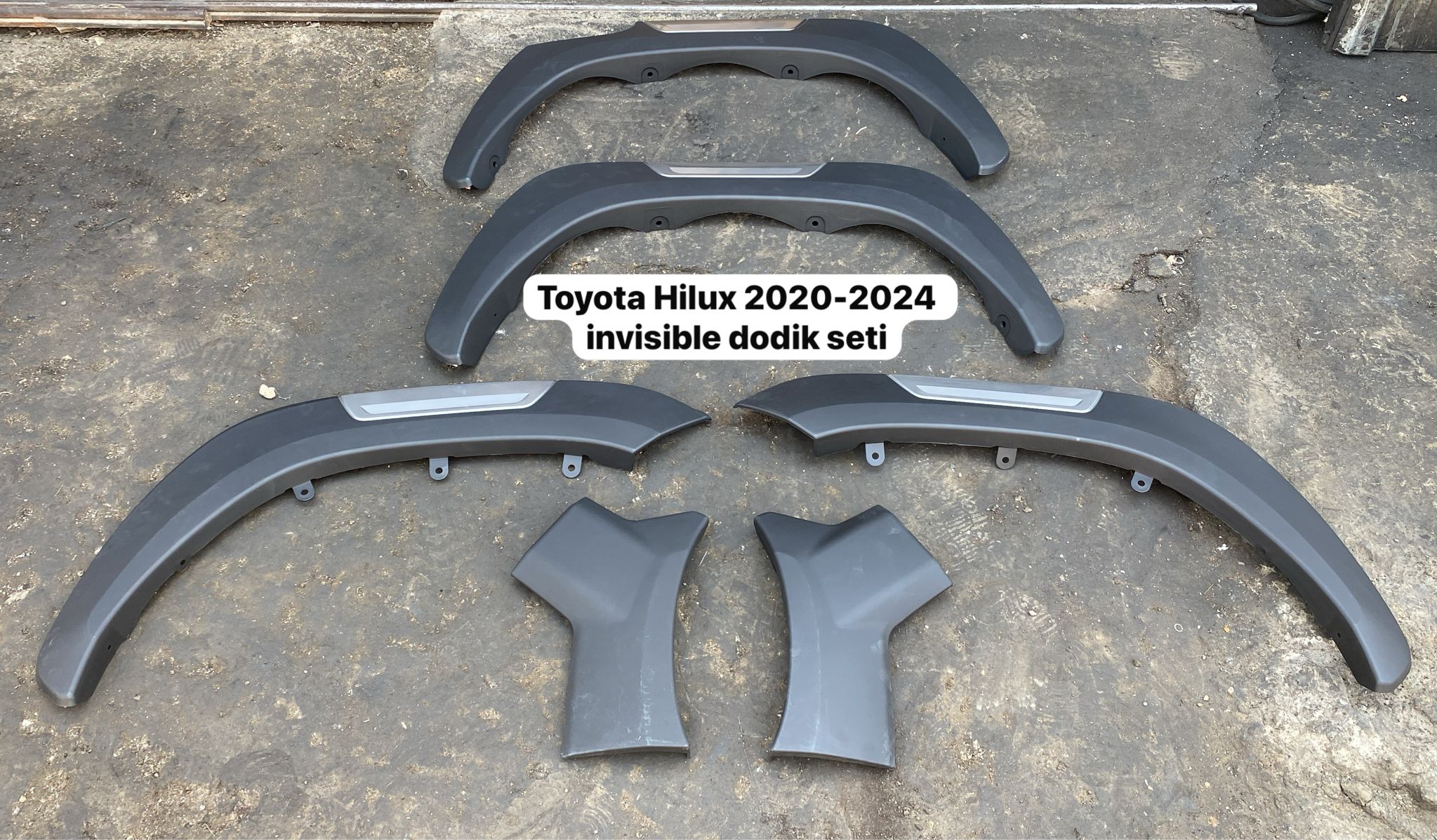 TOYOTA HİLUX İNVİSİBLE 2020-2024 DODİK SETİ