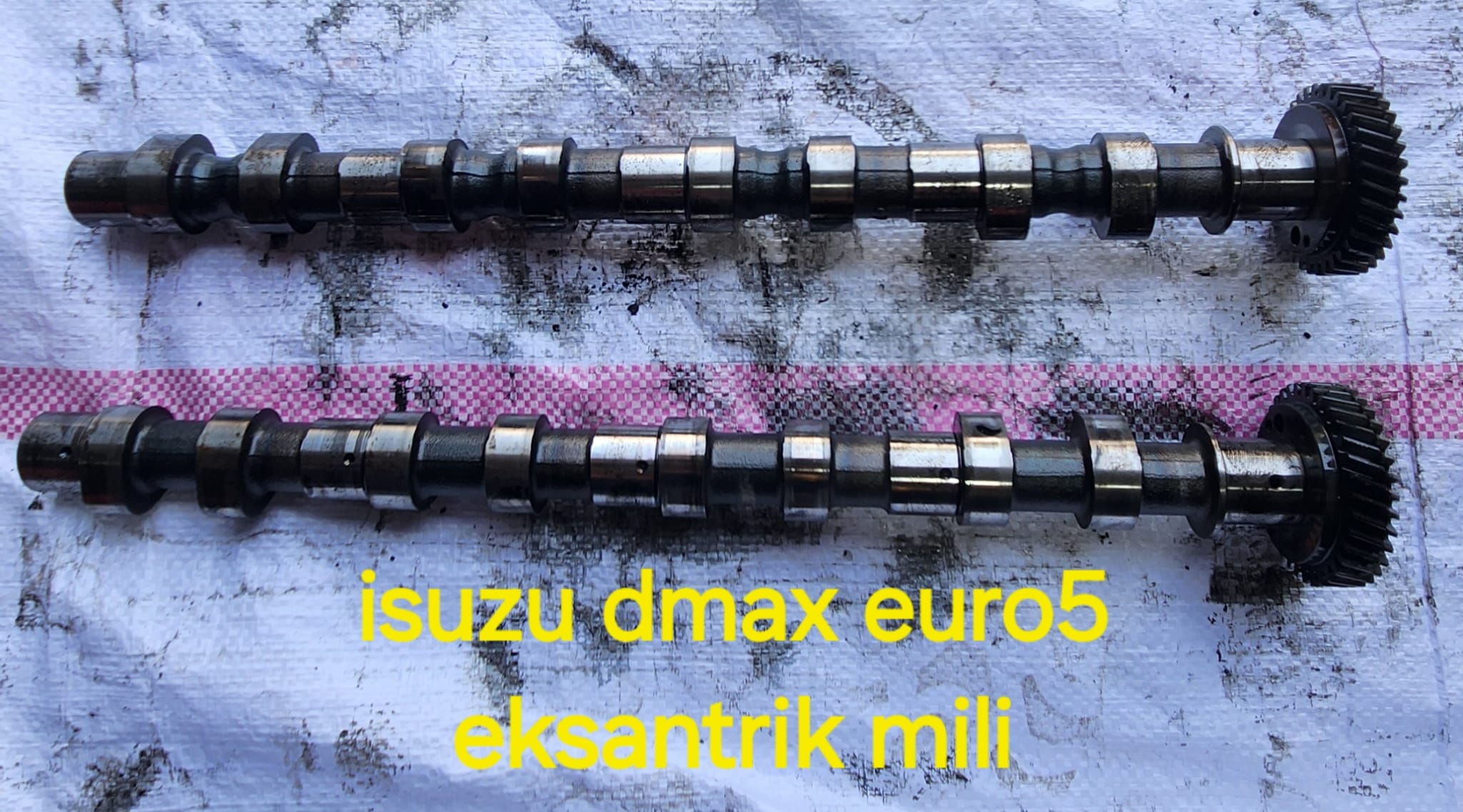 ISUZU DMAX EURO5 EKSANTRİK MİLİ -X14042025-2631