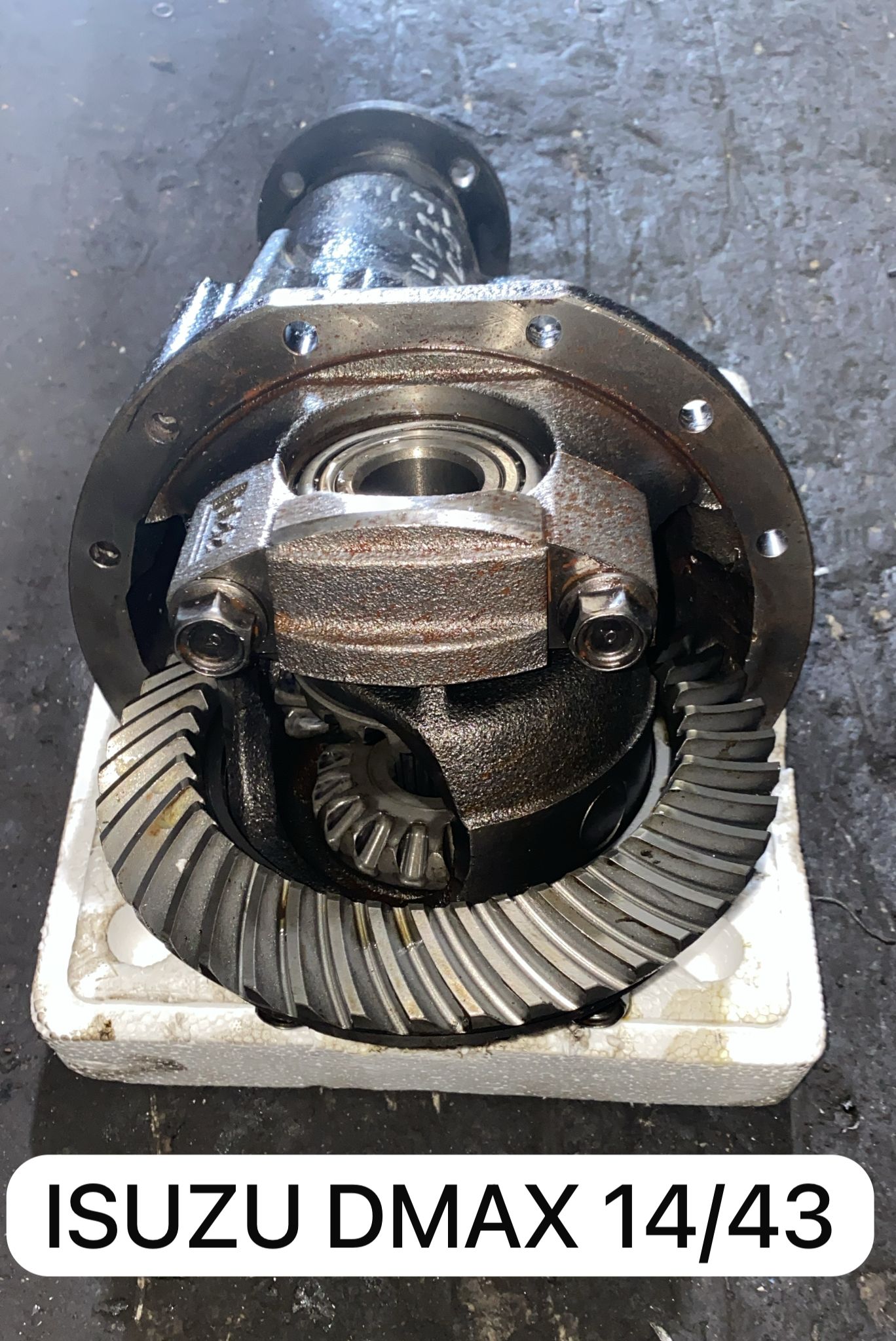 ISUZU DMAX 14-43 ÇIKMA ORJİNAL DEFRANSİYEL -X14042025-3982