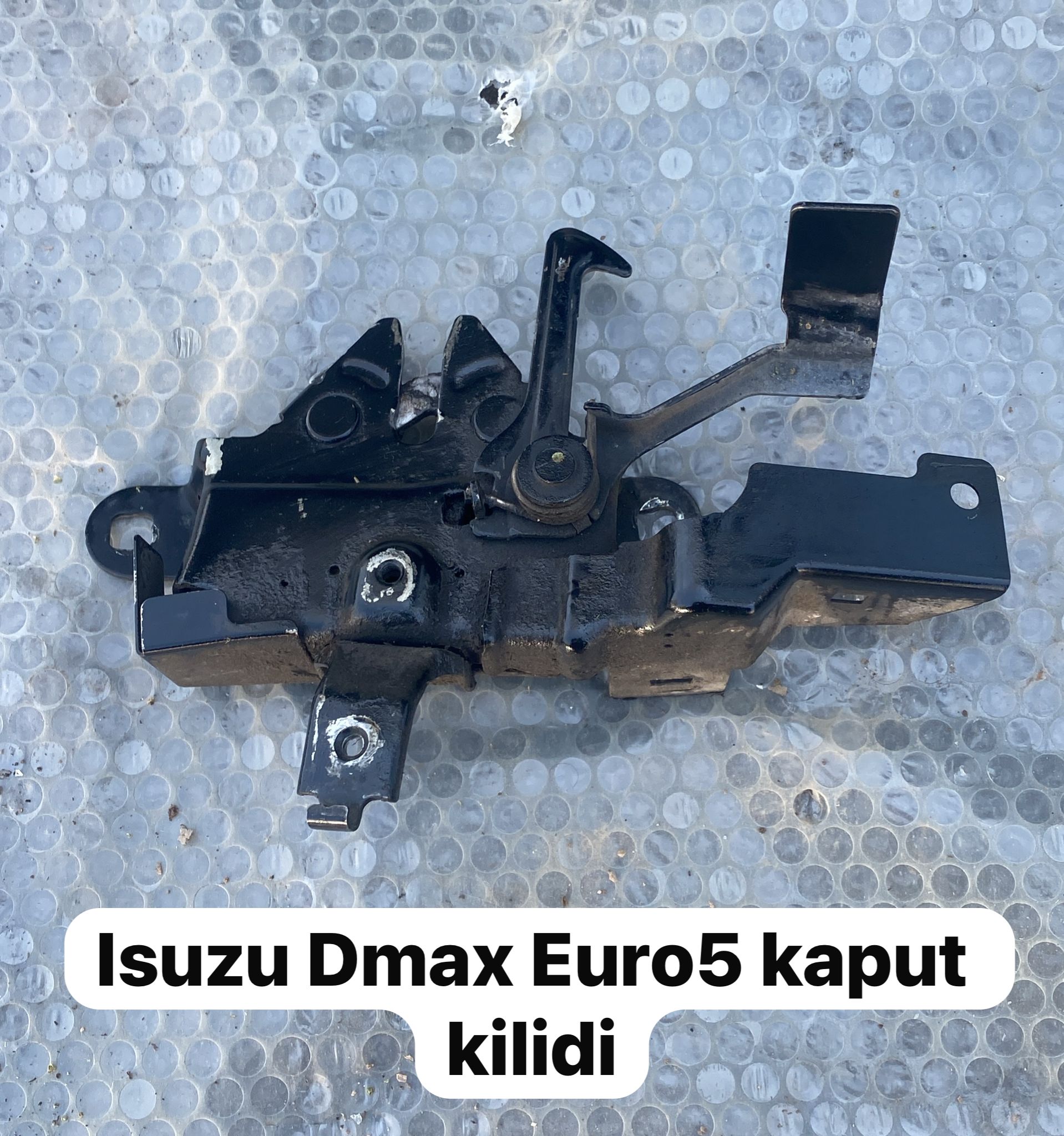 ISUZU DMAX EURO5 KAPUT KİLİDİ -X14042025-4466