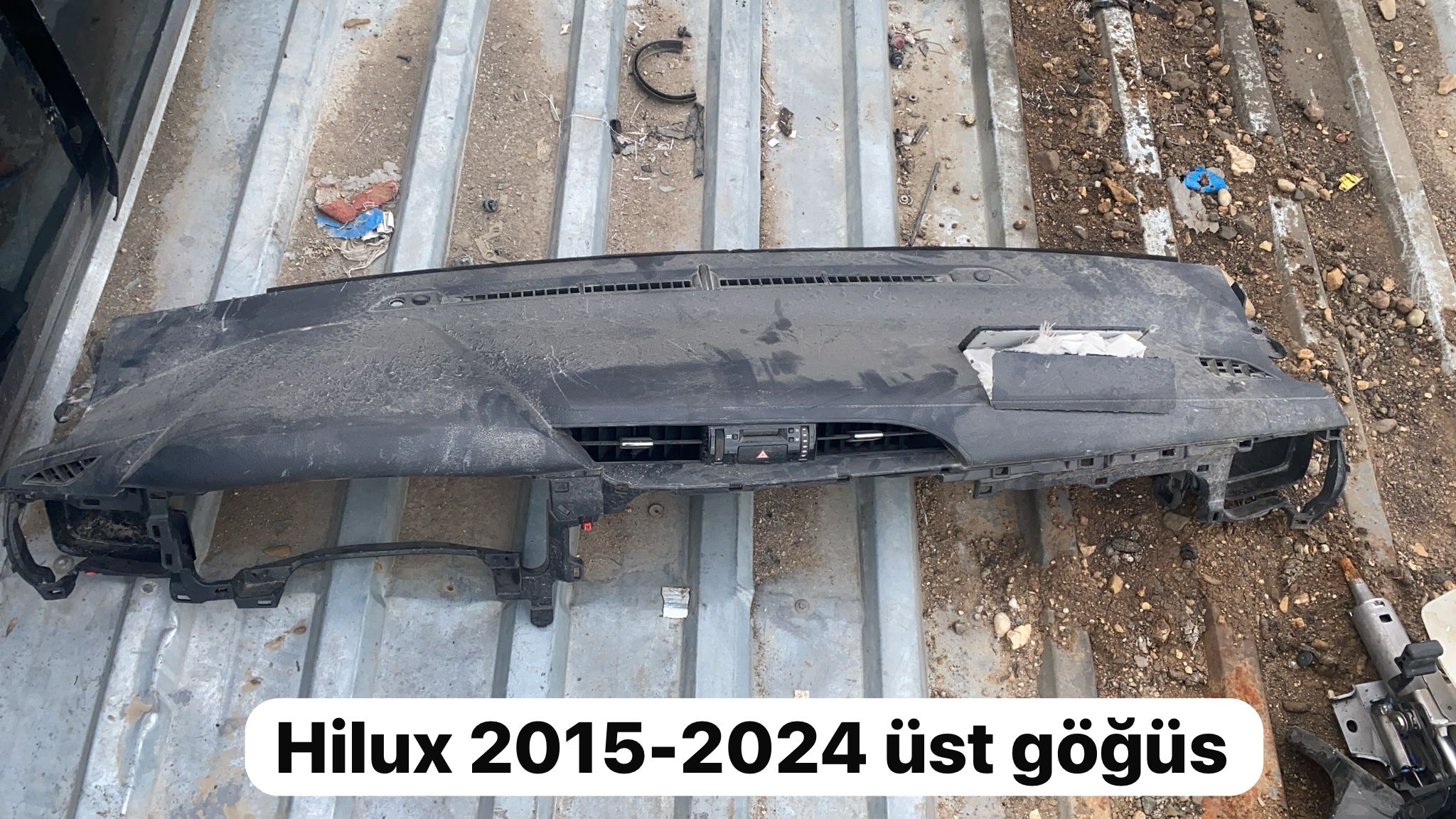TOYOTA HİLUX 2015-2024 ÜST GÖĞÜS -X14042025-4486