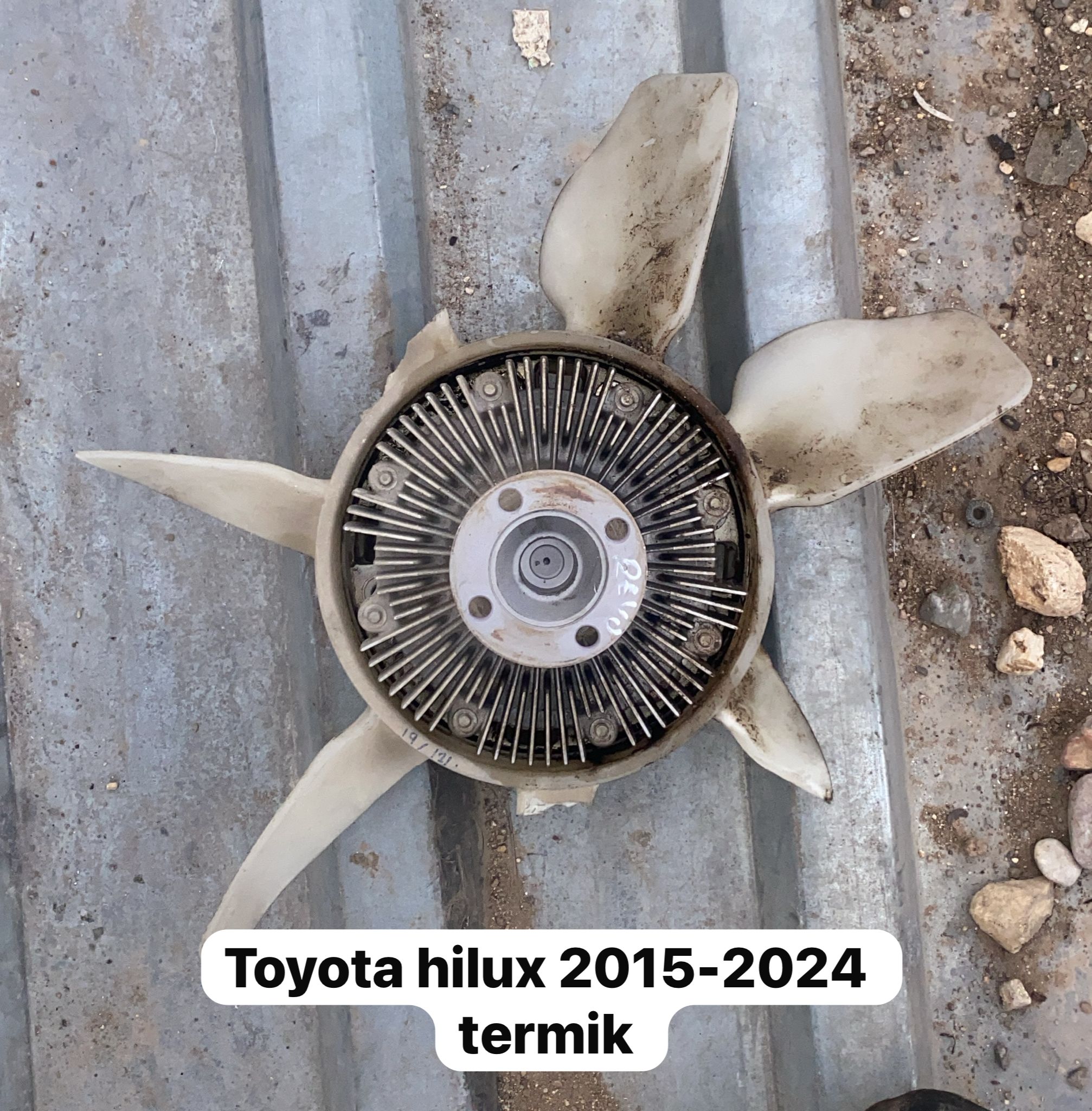 TOYOTA HİLUX 2015-2024 TERMİK -X14042025-4485