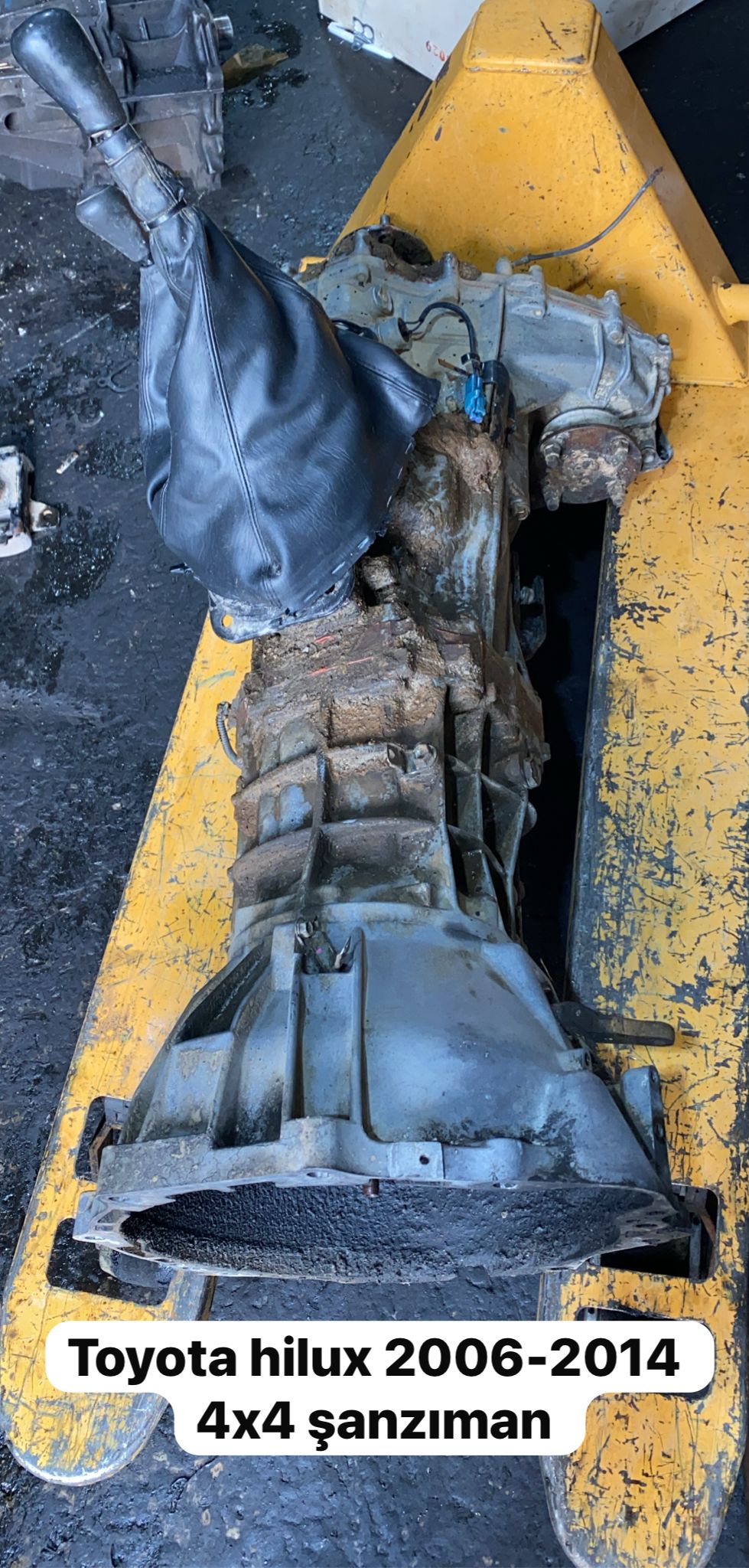 TOYOTA HİLUX 2006-2014 4*4 ŞANZUMAN -X14042025-4528