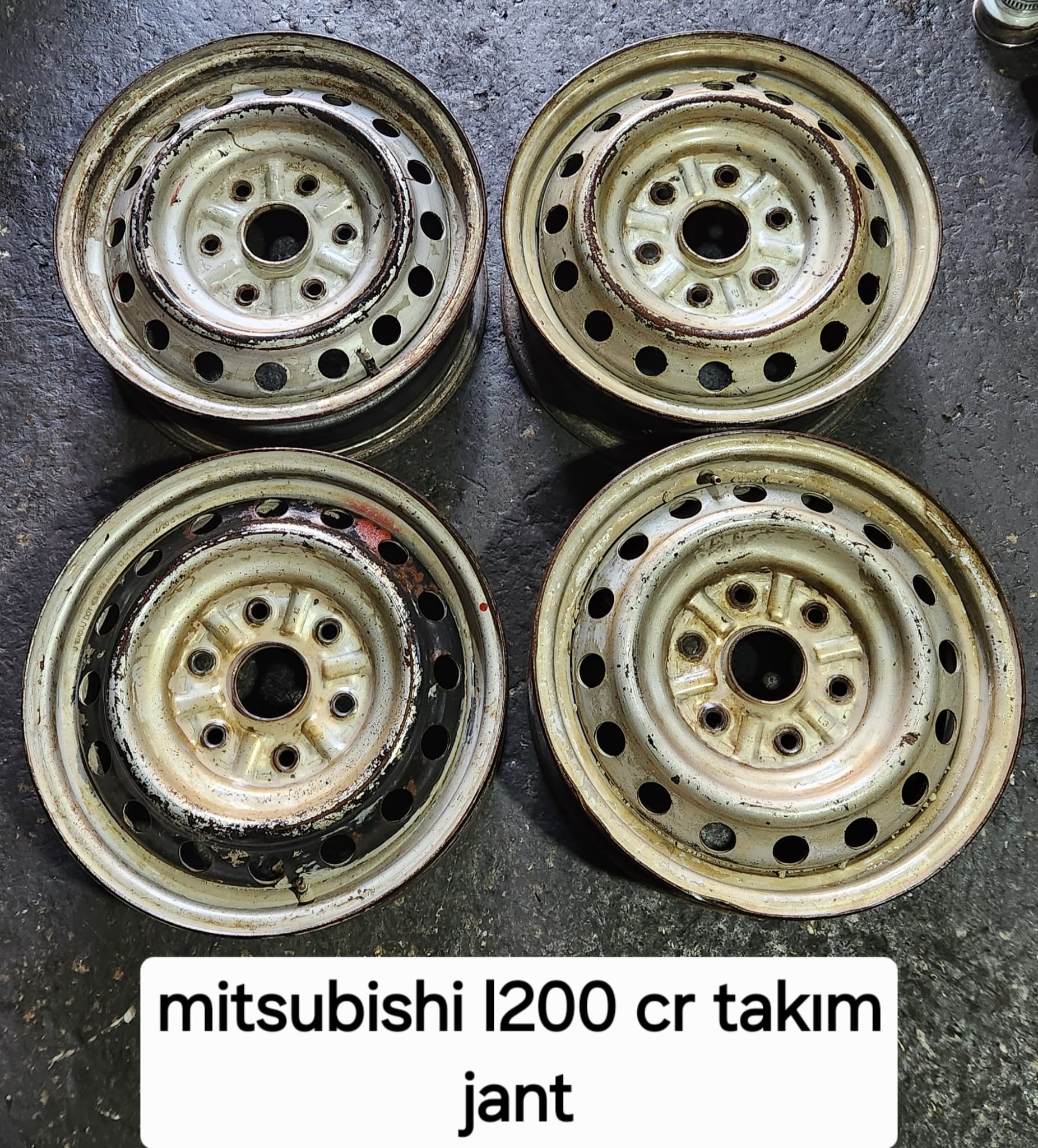 MİTSUBİSHİ L200 CR JANT TAKIMI -X14042025-4828