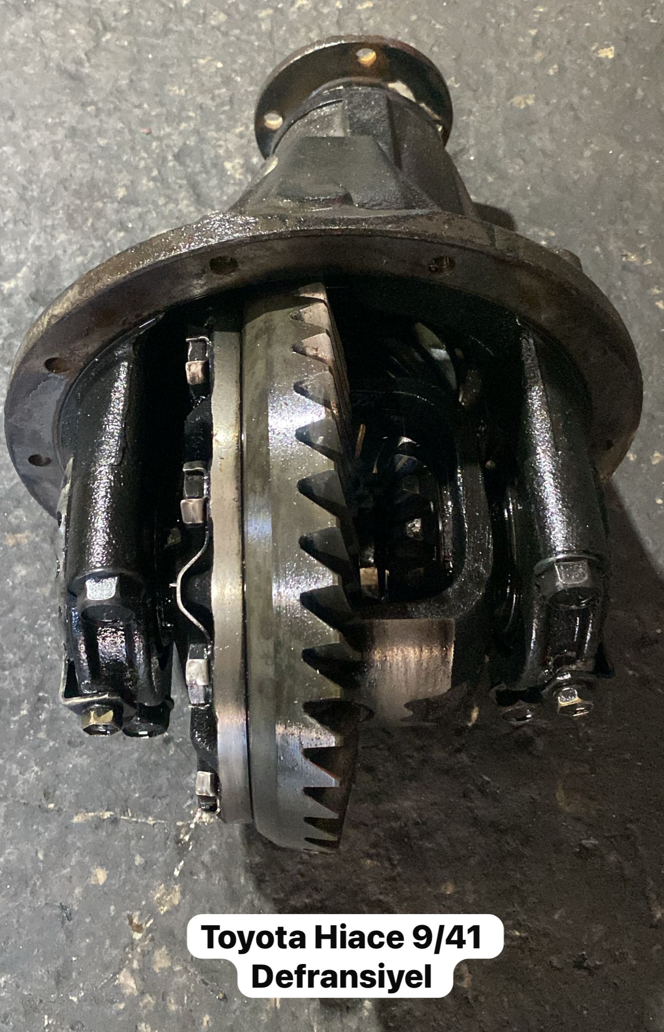 TOYOTA HİACE 9-41 ÇIKMA ORJİNAL DEFRANSİYEL -X14042025-4847