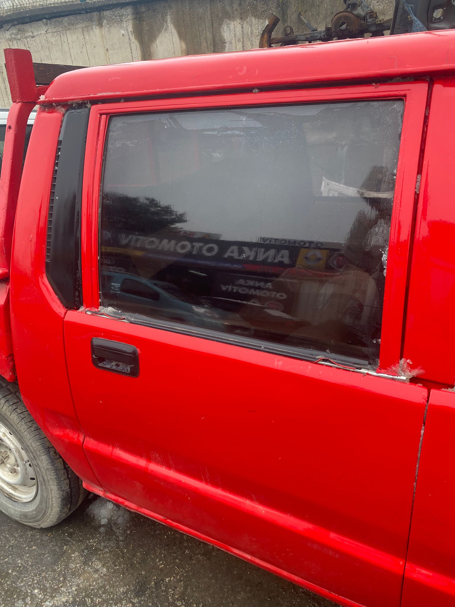 MİTSUBİSHİ L200 1990-1999 SAĞ ARKA KAPI -X14042025-5006