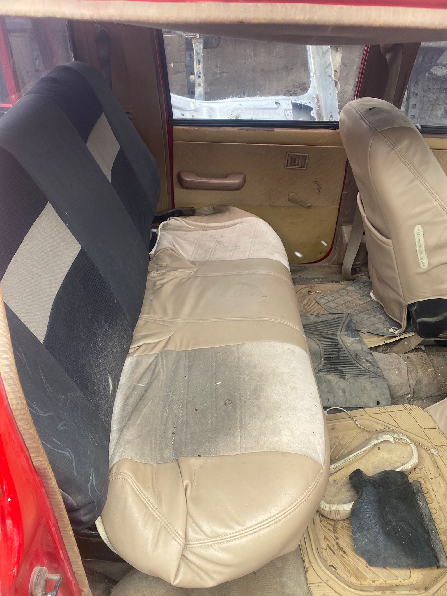 MİTSUBİSHİ L200 1990-1999 ARKA KOLTUK -X14042025-5000