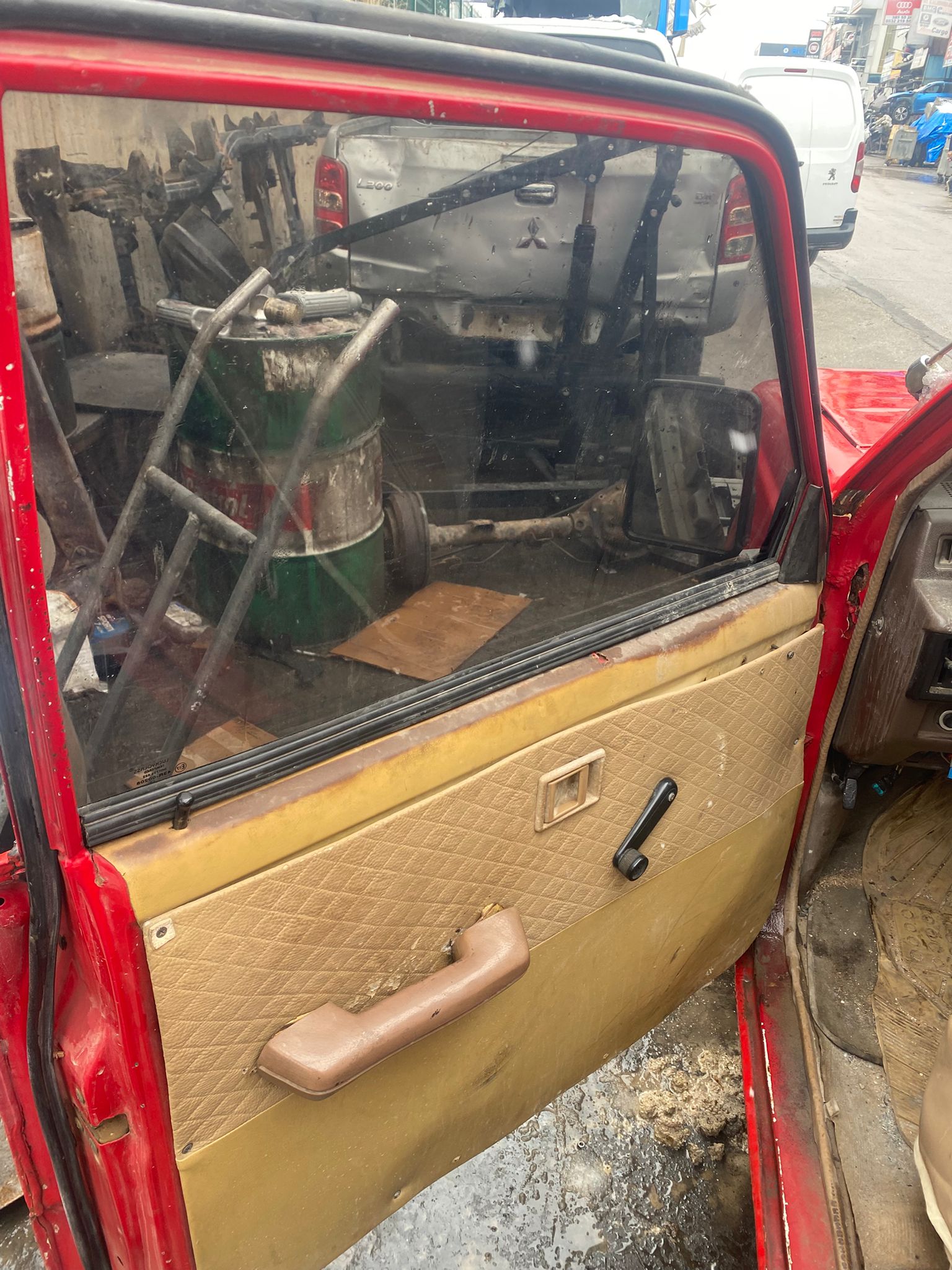 MİTSUBİSHİ L200 1990-1999 SOL ÖN KAPI DÖŞEMESİ -X14042025-5032
