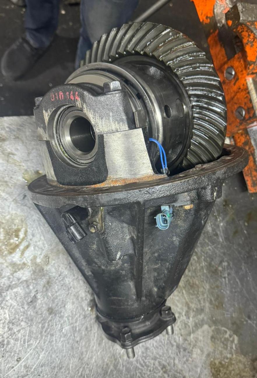TOYOTA HİLUX REVO ÇIKMA ORJİNAL DEFRANSİYEL -X14042025-5159