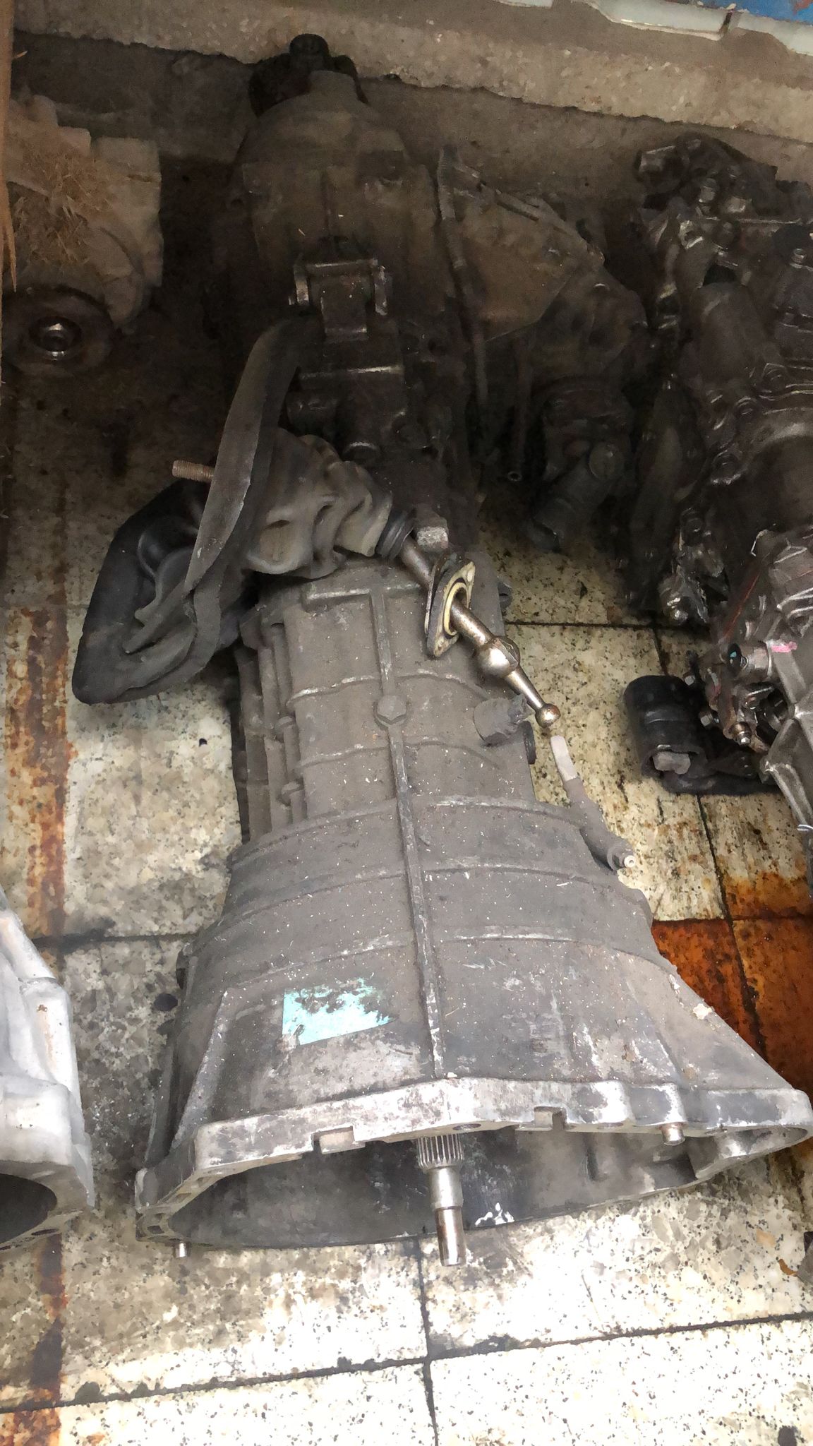 SSANGYONG KYRON ÇIKMA ORJİNAL ŞANZUMAN -X14042025-5921